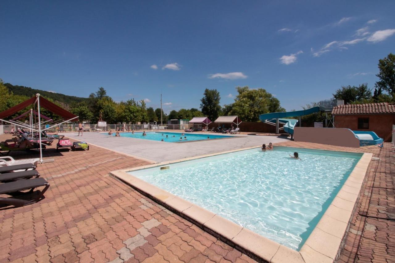 Camping Paradis Le Rocher De La Granelle Le Bugue Exterior foto
